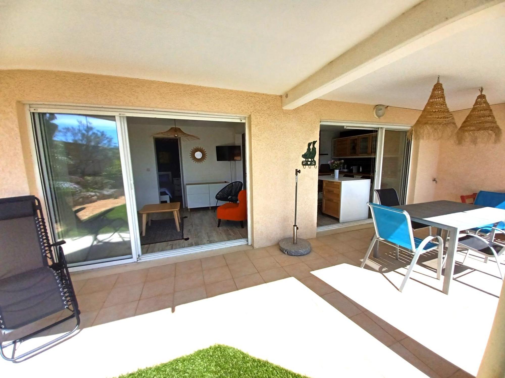 Plain-Pied Jardin 6 Personnes Clim Vue Mer Parking Wifi Terrasse Piscine Dans La Residence Saint-Pierre-la-Mer  ภายนอก รูปภาพ